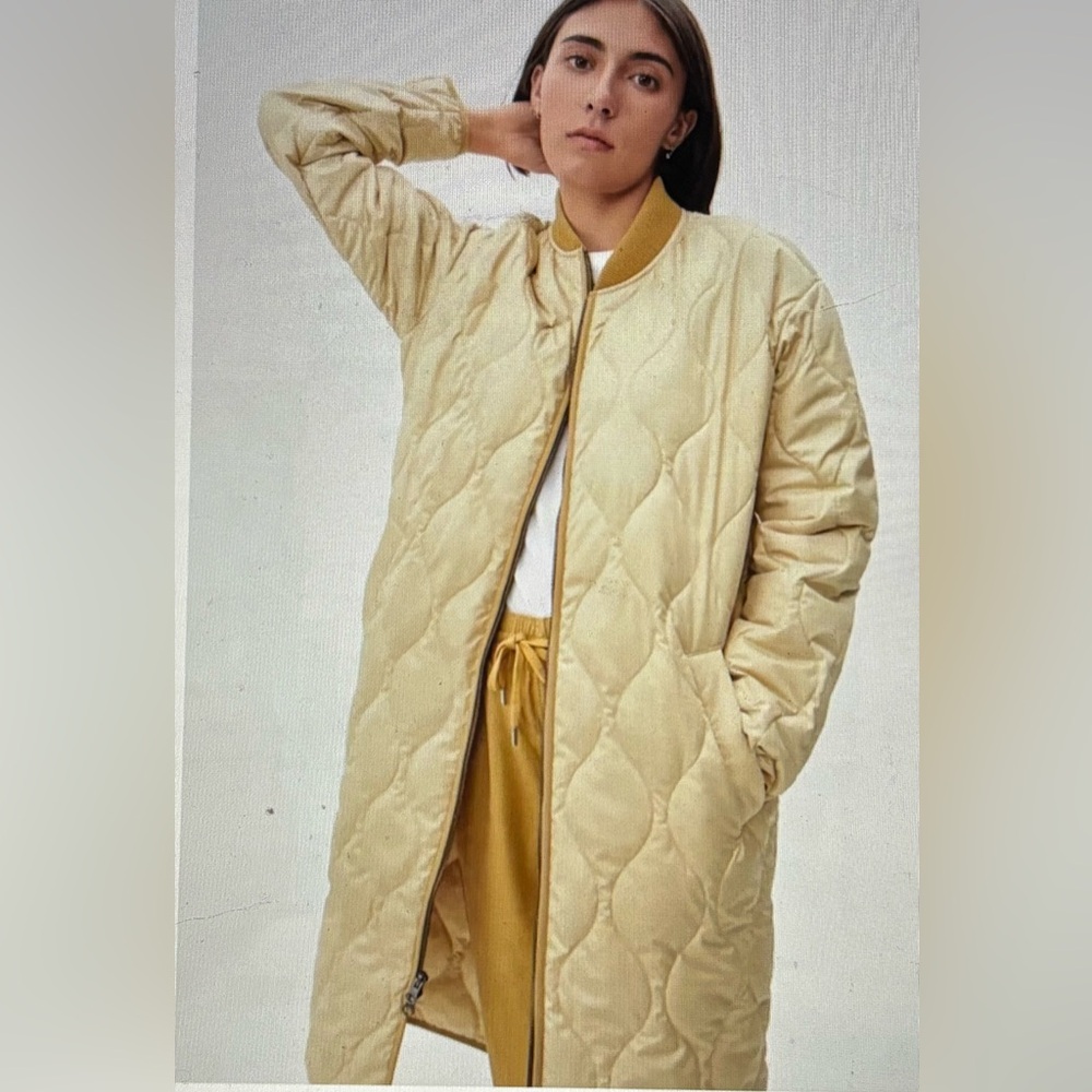Everlane ReNew Quilted Long Liner